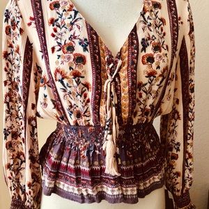 ANGIE Long-sleeve, blouse, top.